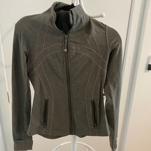 Lululemon define jacket 6 heathered olive green